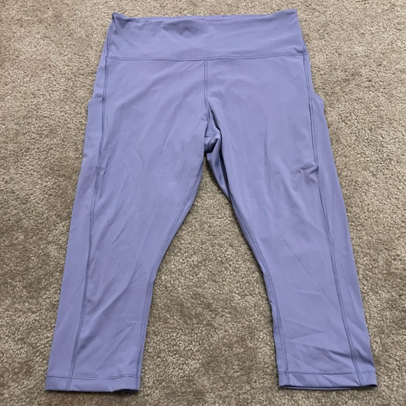 Women’s Athleta Ultimate Stash Pocket Capri Leggings Dusty Dusk Purple Size 2X - Picture 3 of 10